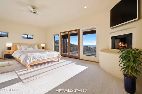 Bedroom - 13630 E Sahuaro Sunset Rd, Tucson, AZ 85749 photo 1 of 2