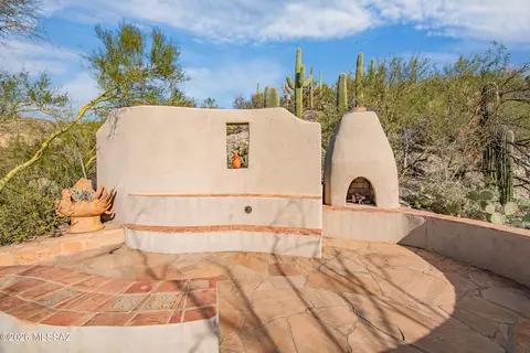 Exterior - 13630 E Sahuaro Sunset Rd, Tucson, AZ 85749 photo 16 of 19