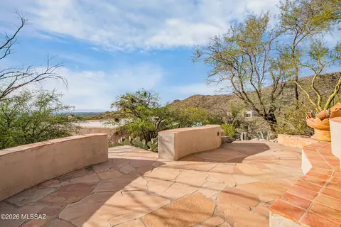 Exterior - 13630 E Sahuaro Sunset Rd, Tucson, AZ 85749 photo 15 of 19