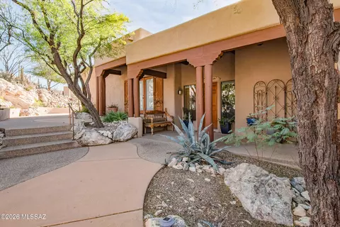 Exterior - 13630 E Sahuaro Sunset Rd, Tucson, AZ 85749 photo 18 of 19
