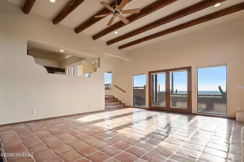 Living - 13630 E Sahuaro Sunset Rd, Tucson, AZ 85749 photo 6 of 6