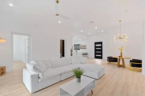 1803 Japon Ct, Rio Rico, AZ 85648