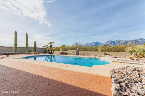 Exterior - 9421 E Indio Pl, Tucson, AZ 85749 photo 5 of 6