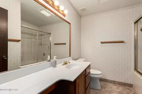 Bath - 9421 E Indio Pl, Tucson, AZ 85749 photo 2 of 2