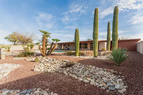 Exterior - 9421 E Indio Pl, Tucson, AZ 85749 photo 6 of 6