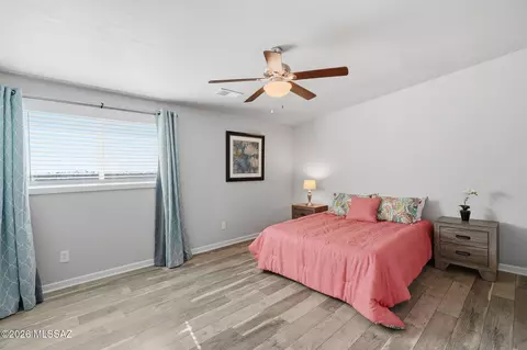 Bedroom - 8932 E 39th St, Tucson, AZ 85730 photo 4 of 5