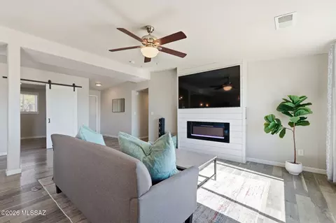 Living - 8932 E 39th St, Tucson, AZ 85730 photo 3 of 3