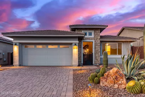 7818 W Buckeye #PH W, Marana, AZ 85658
