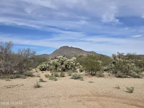 6940 W Michigan St, Tucson, AZ 85735