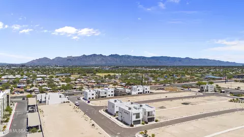 1156 E Fimbres St, Tucson, AZ 85713
