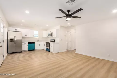 Living - 3770 E 27th St, Tucson, AZ 85713 photo 1 of 3
