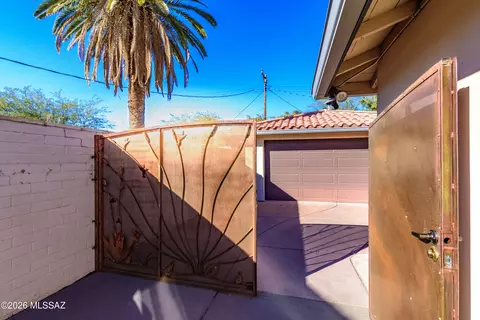 2205 E Hampton St, Tucson, AZ 85719 photo 34