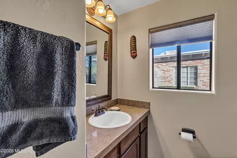 2205 E Hampton St, Tucson, AZ 85719 photo 27