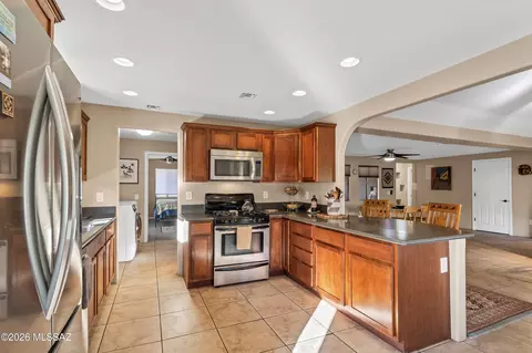 2205 E Hampton St, Tucson, AZ 85719 photo 16