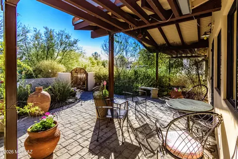 2205 E Hampton St, Tucson, AZ 85719 photo 3