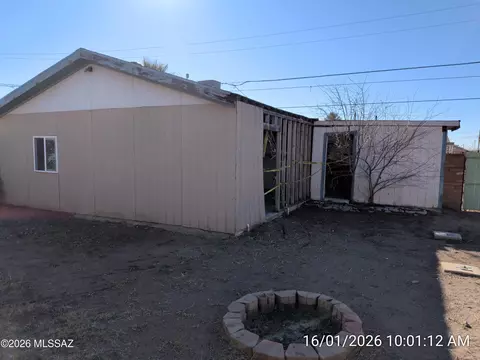 Exterior - 2601 E 7th St, Douglas, AZ 85607 photo 2 of 4
