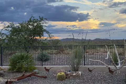 32570 S Cattle Trl, Oracle, AZ 85623