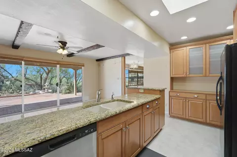 Kitchen - 610 E Cambridge Dr, Tucson, AZ 85704 photo 5 of 7
