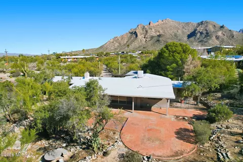 Exterior - 610 E Cambridge Dr, Tucson, AZ 85704 photo 5 of 17