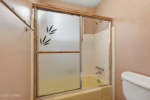 Bath - 610 E Cambridge Dr, Tucson, AZ 85704 photo 5 of 5