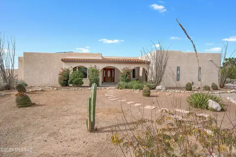 7301 N Sonya Way, Tucson, AZ 85704