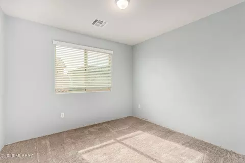 Bedroom - 5753 S Ladyslipper Pl, Tucson, AZ 85747 photo 4 of 6