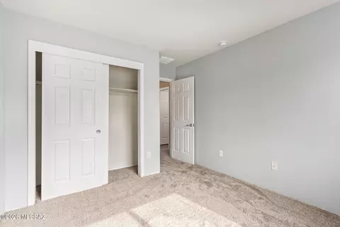 Bedroom - 5753 S Ladyslipper Pl, Tucson, AZ 85747 photo 5 of 6
