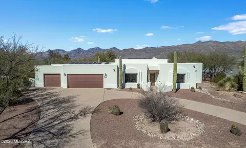 11461 E Calle Del Valle, Tucson, AZ 85749