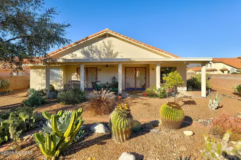 8088 E Gary Ct, Tucson, AZ 85715