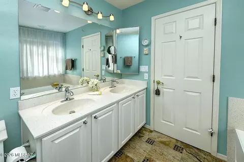 Bath - 8088 E Gary Ct, Tucson, AZ 85715 photo 1 of 4