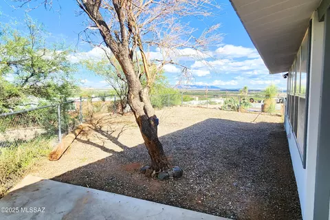 Exterior - 487 E Patrick Dr, Benson, AZ 85602 photo 7 of 9