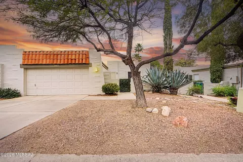 7402 E Wandering Rd, Tucson, AZ 85750