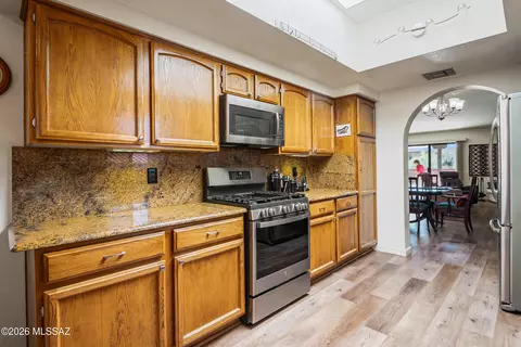 6854 E Via Vigna, Tucson, AZ 85750 photo 4