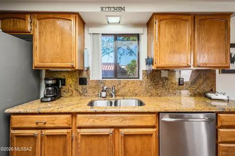 6854 E Via Vigna, Tucson, AZ 85750 photo 11
