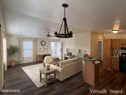 7263 S Ventanna De Las Piedras, Tucson, AZ 85756
