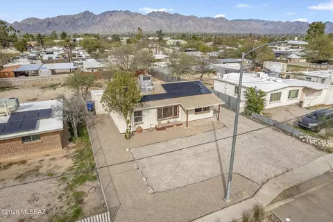 3945 E Glenn St, Tucson, AZ 85712