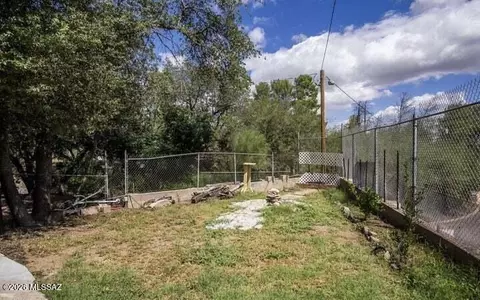 Exterior - 659 N Goodman St, Nogales, AZ 85621 photo 5 of 7