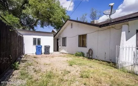 Exterior - 659 N Goodman St, Nogales, AZ 85621 photo 3 of 7
