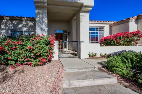 6549 N Shadow Run Dr, Tucson, AZ 85704