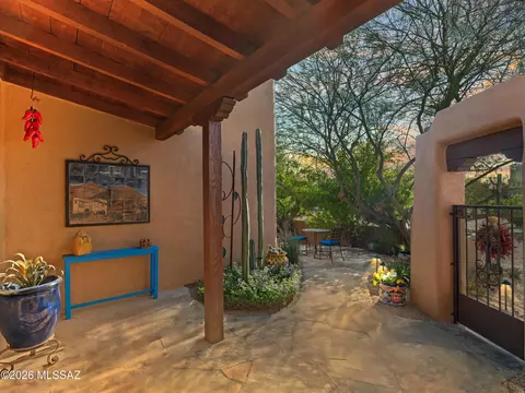 10553 E John Mcnair Pl, Tucson, AZ 85747 photo 4