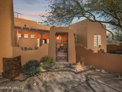 10553 E John Mcnair Pl, Tucson, AZ 85747