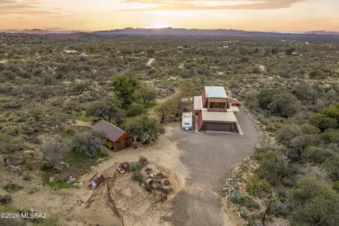200 N Holiday Dr, Oracle, AZ 85623
