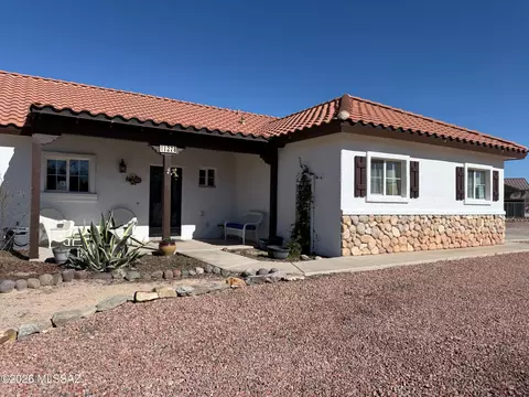 1278 E Via Estaca, Benson, AZ 85602