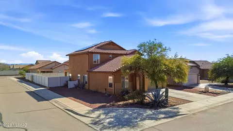 34695 S Discovery Ln, Red Rock, AZ 85145