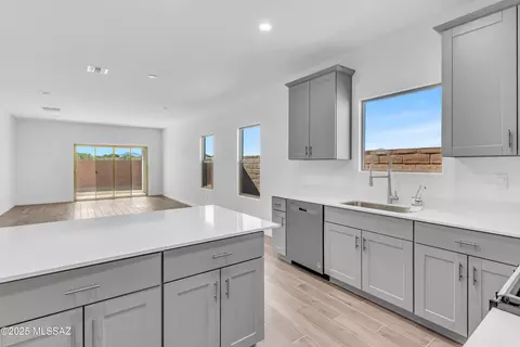 14108 E Canidae Dr, Vail, AZ 85641 photo 8