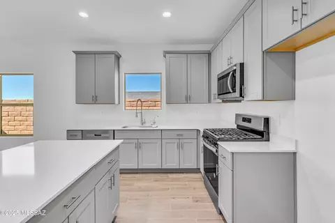 14108 E Canidae Dr, Vail, AZ 85641 photo 6