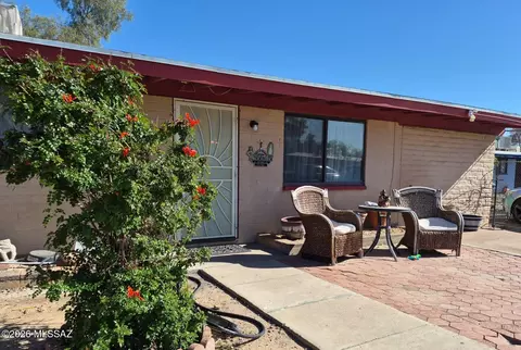 13704 N Reyher Ave, Marana, AZ 85653