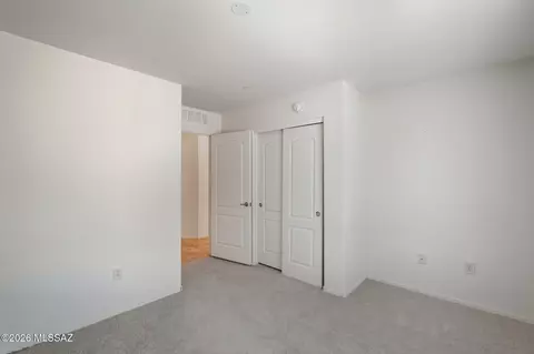 Bedroom - 61003 E Forelock Pl, Saddlebrooke, AZ 85739 photo 7 of 8