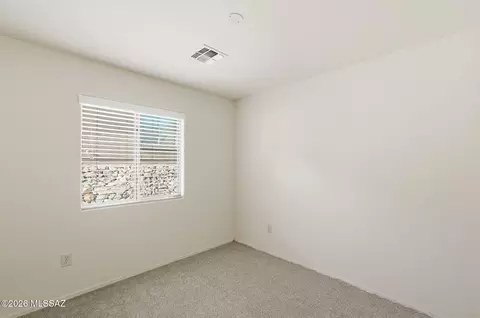 Bedroom - 61003 E Forelock Pl, Saddlebrooke, AZ 85739 photo 6 of 8