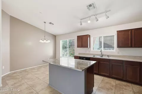 Kitchen - 61003 E Forelock Pl, Saddlebrooke, AZ 85739 photo 1 of 3